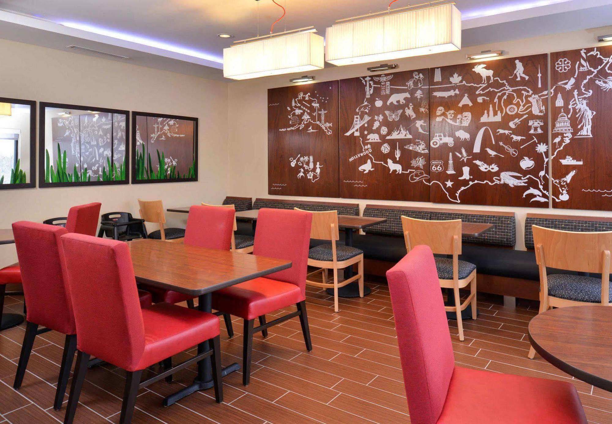 Commerce Township Towneplace Suites By Marriott Detroit Commerce מראה חיצוני תמונה